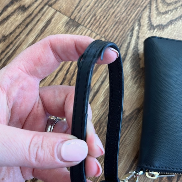 Michael Kors Wristlet - Picture 9 of 10